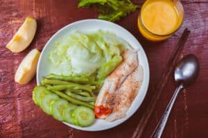Low Calorie Meal Ideas: Calories, Macros & Weight Loss Tips