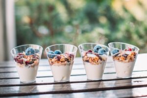 greek yoghurt parfait for a low
