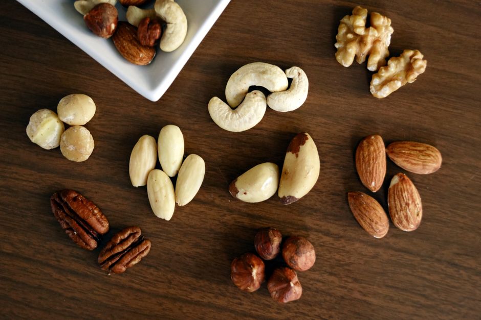 are nuts a good snack