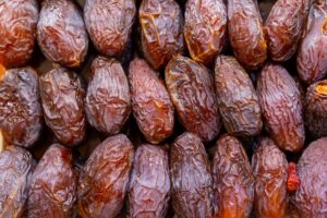is dates healthy for weight