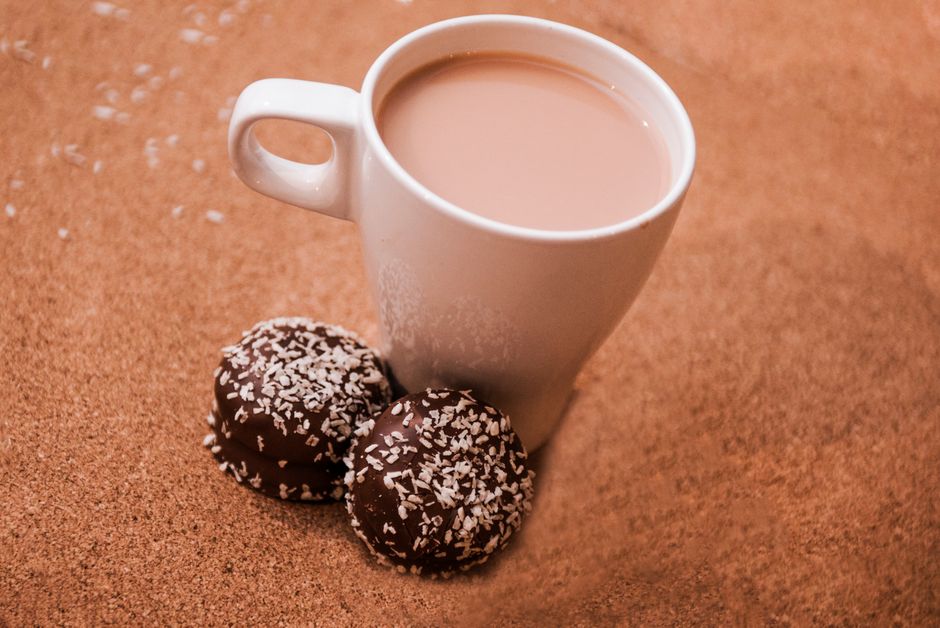 is hot chocolate healthy for
