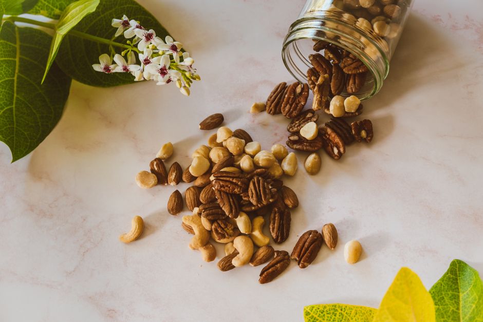 are mixed nuts good for