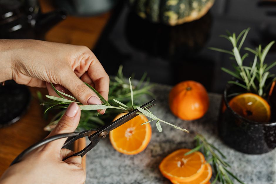 how to prepare herbs for
