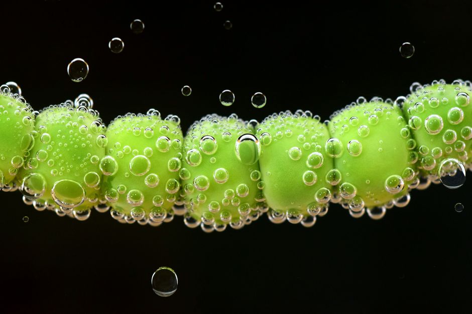 is sparkling water healthy for